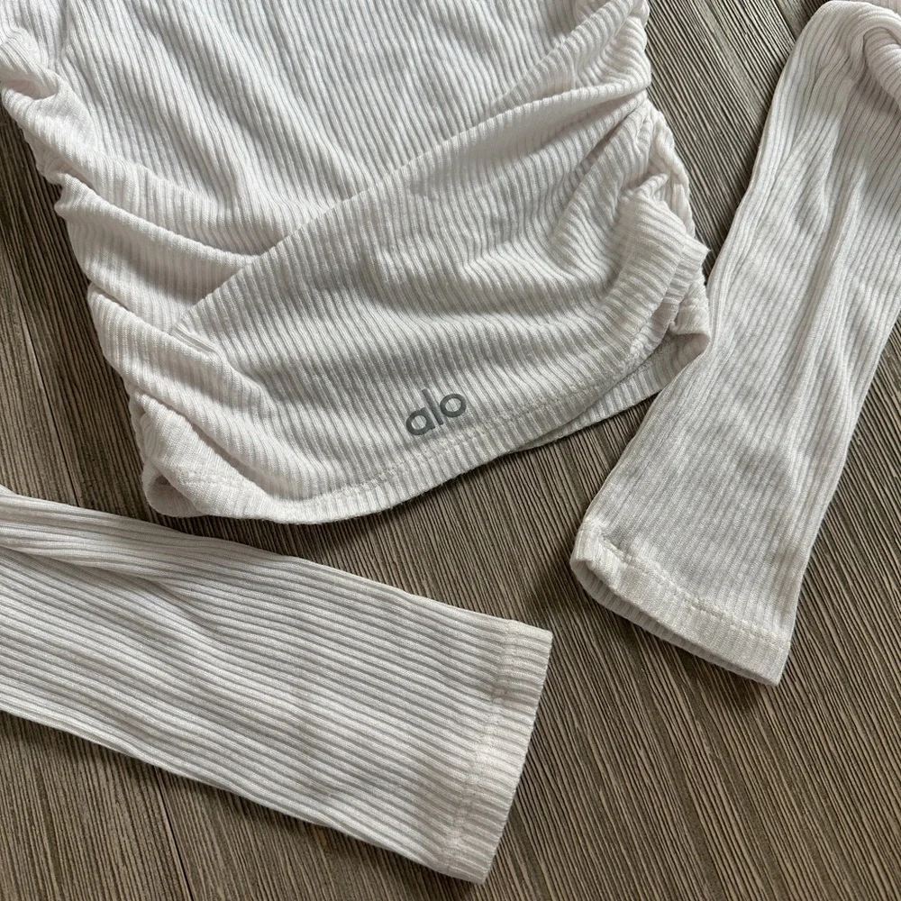 ALO Yoga slim ribbed
